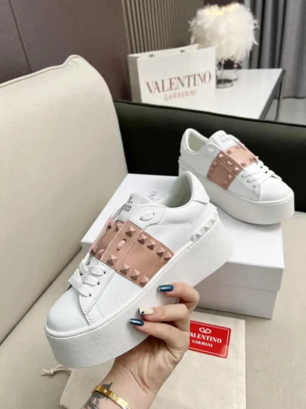 Valentino shoes - Replica shoes