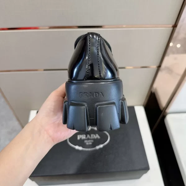 Prada shoes - Replica shoes