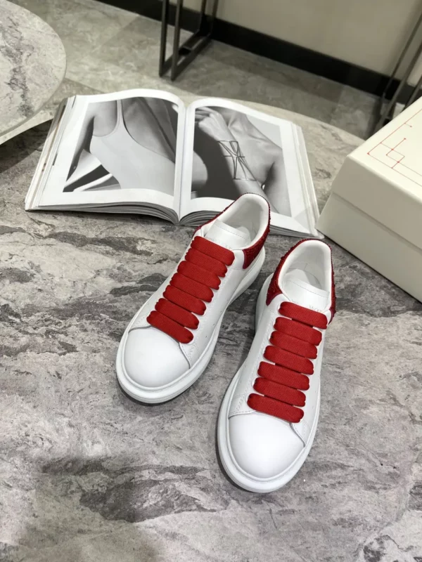 Alexander MCQueen shoes - Replica shoes