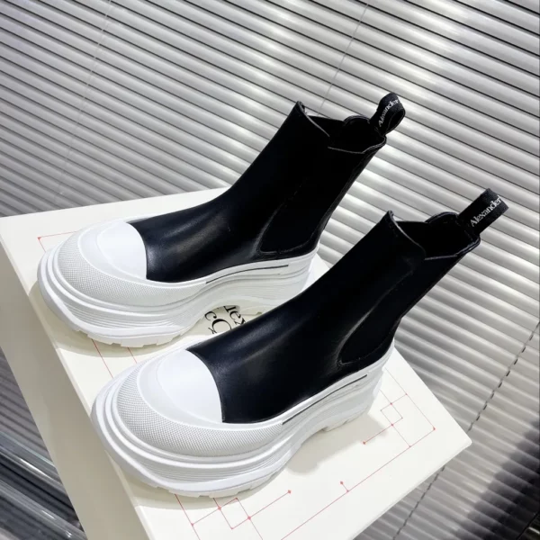 Alexander MCQueen shoes - Reps shoes