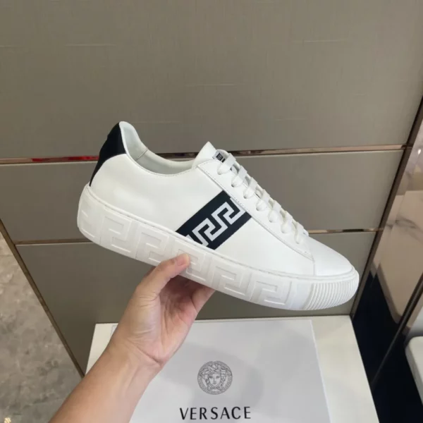 Versace shoes - Reps shoes