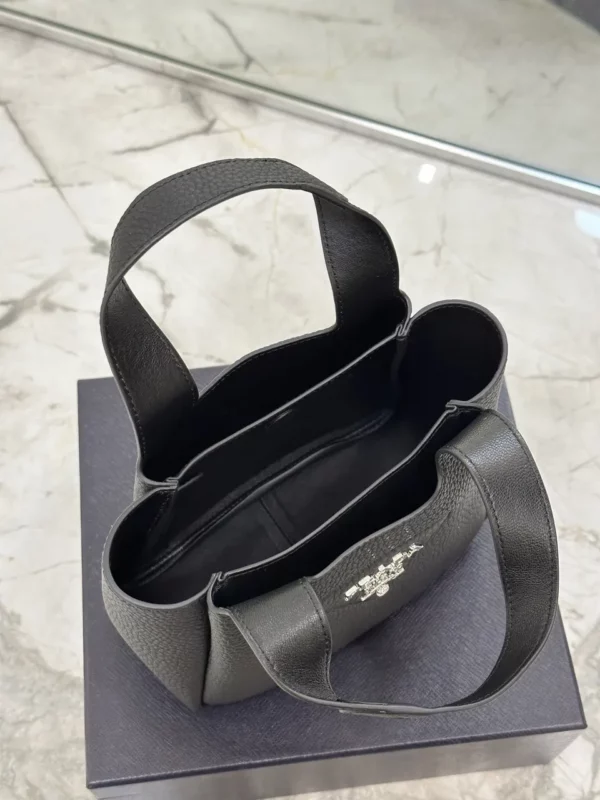 Prada bag - rep bags