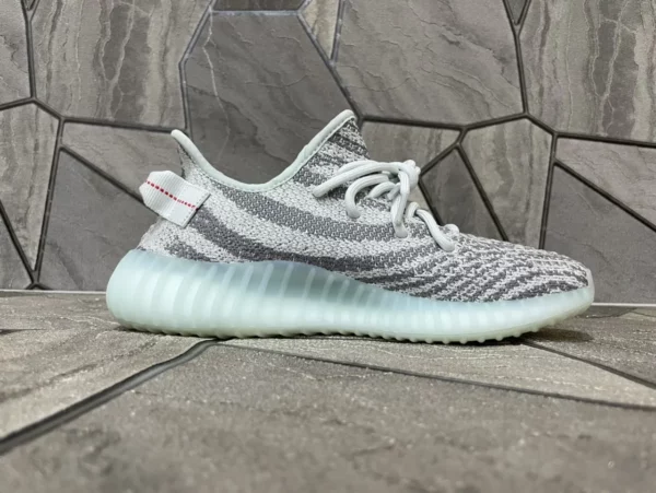 Yeezy shoes - Replica shoes