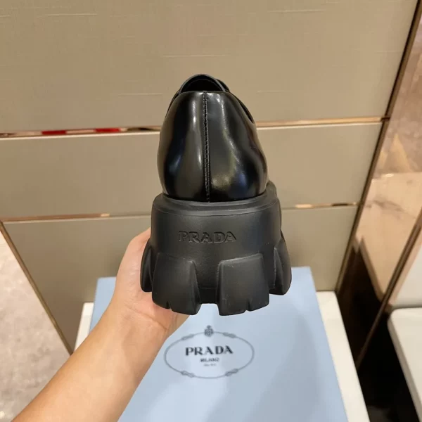 Prada shoes - Replica shoes