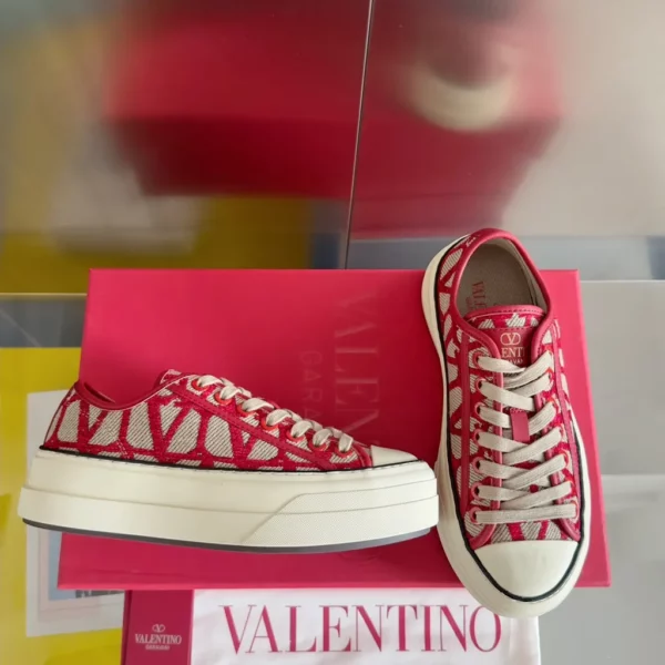 Valentino shoes - rep shoes