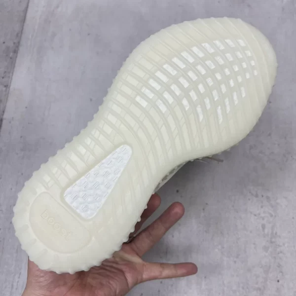 Yeezy shoes - Replica shoes