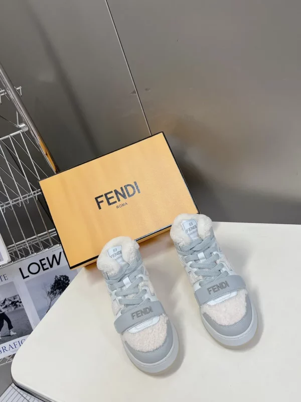 Fendi shoes - Replica shoes