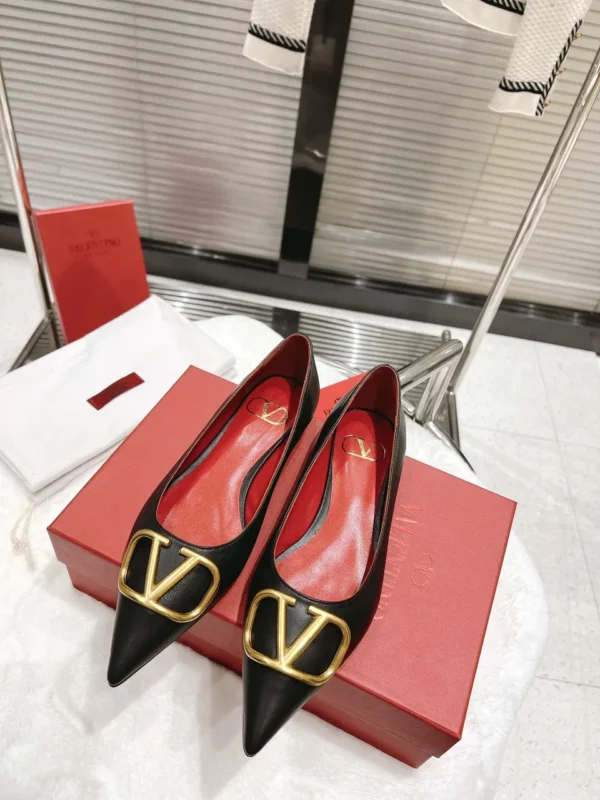 Valentino shoes - rep shoes