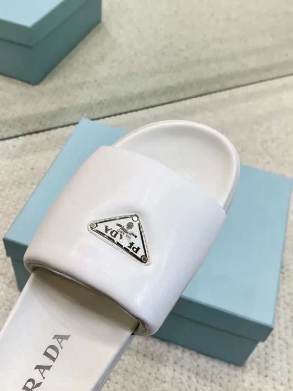 Prada shoes - Replica shoes