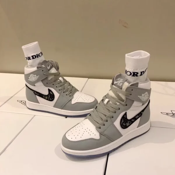 Dior shoes - Reps shoes