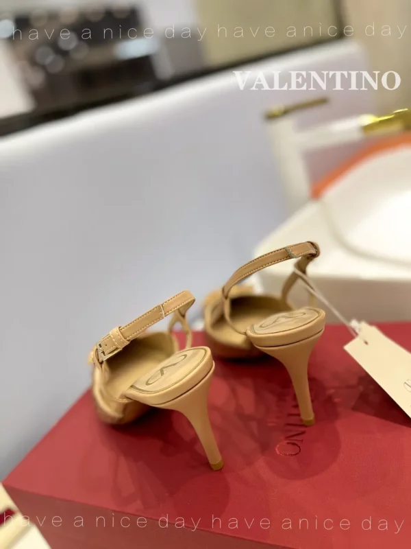 Valentino shoes - Replica shoes