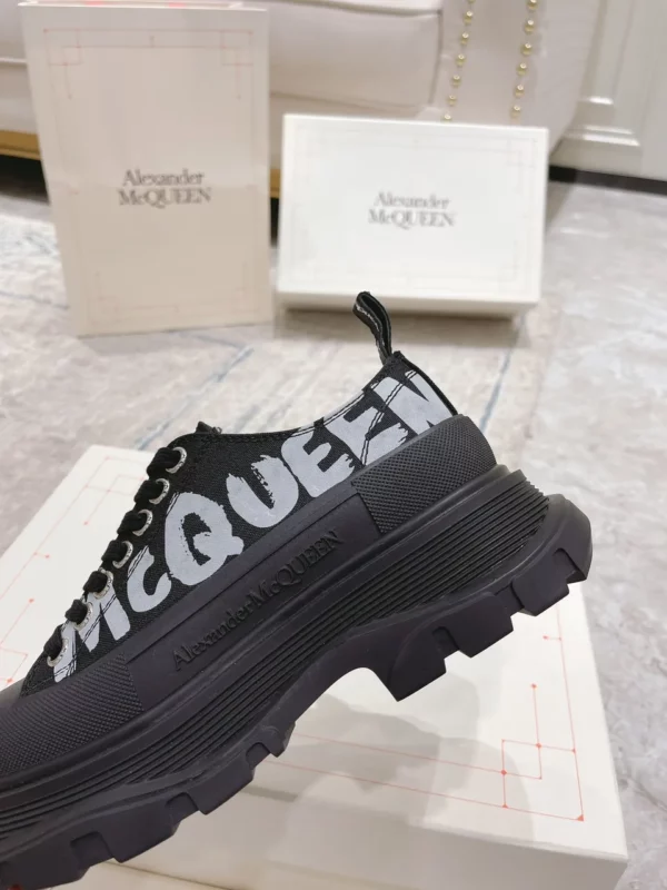 Alexander MCQueen shoes - rep shoes