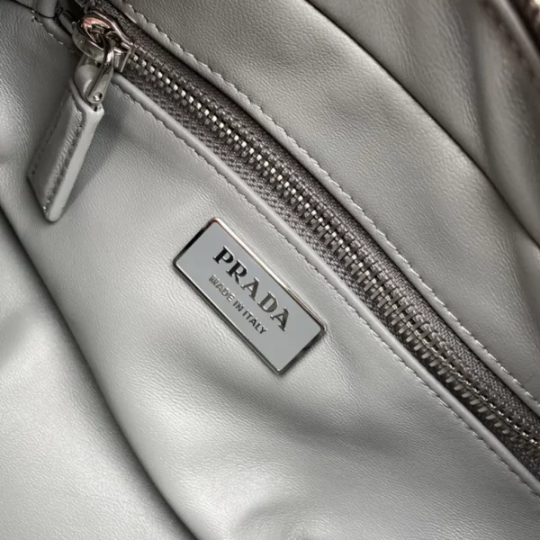 Prada bag - rep bags