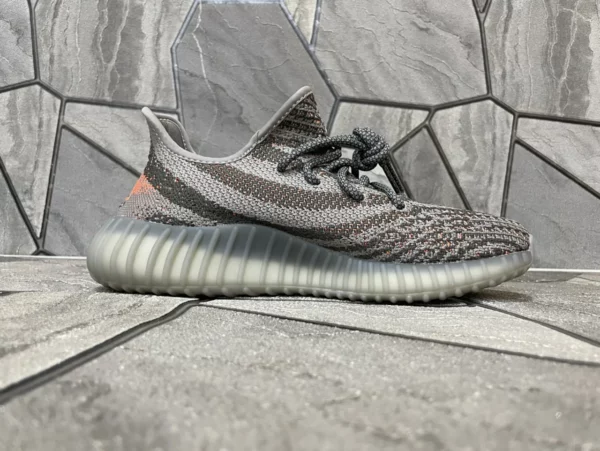 Yeezy shoes - Replica shoes