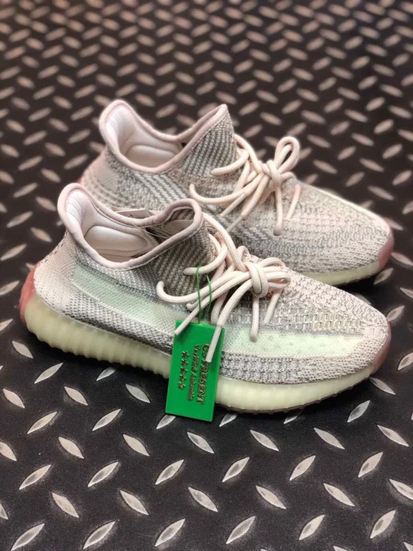 Yeezy shoes - Replica shoes