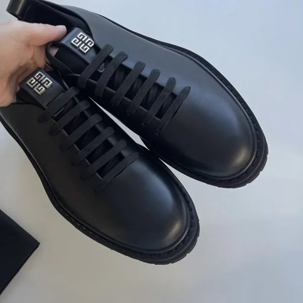 Givenchy shoes - Replica shoes