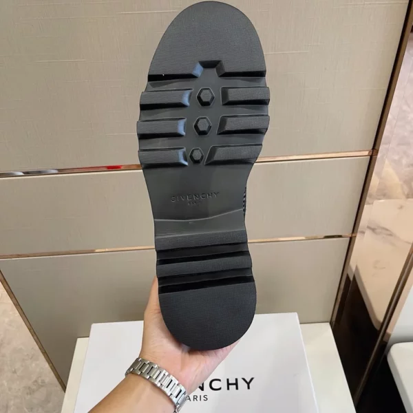 Givenchy shoes - rep shoes