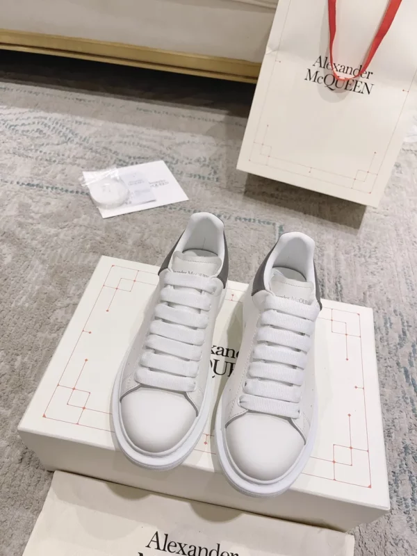 Alexander MCQueen shoes - rep shoes