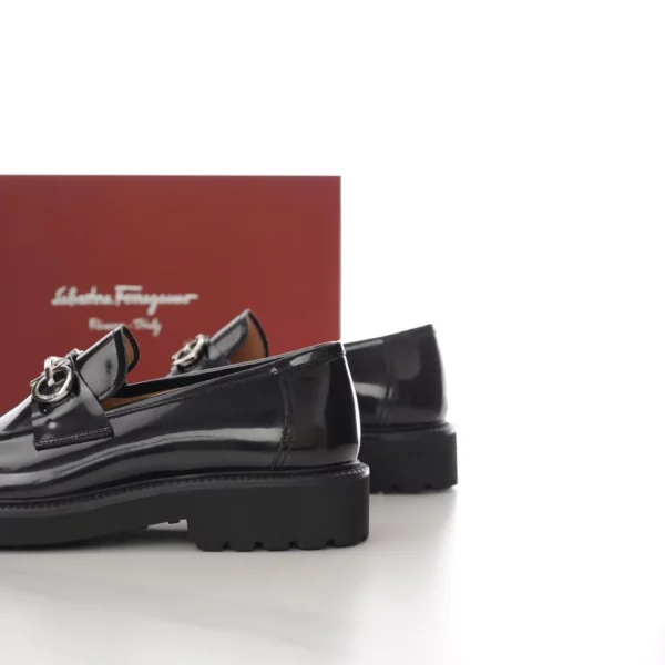 Ferragamo shoes - Replica shoes