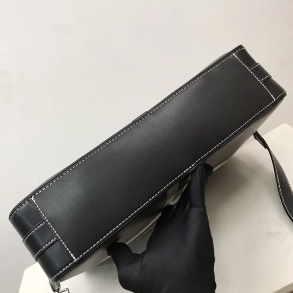 Burberry bag - replica bags