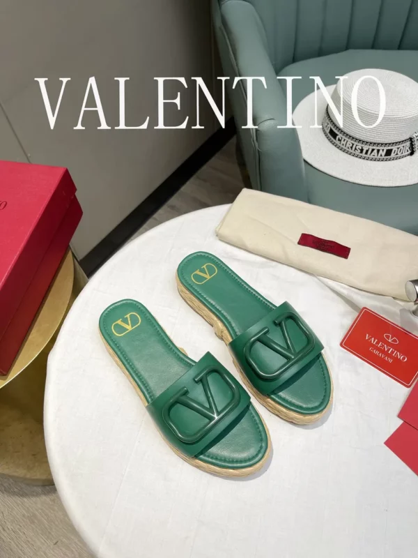 Valentino shoes - Replica shoes