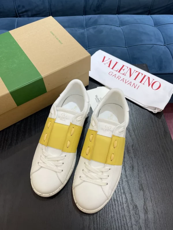 Valentino shoes - Replica shoes