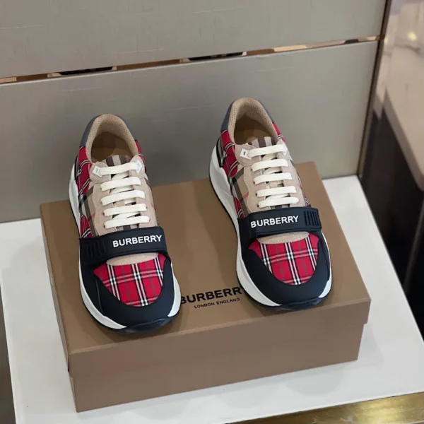 Burberry shoes - Reps shoes