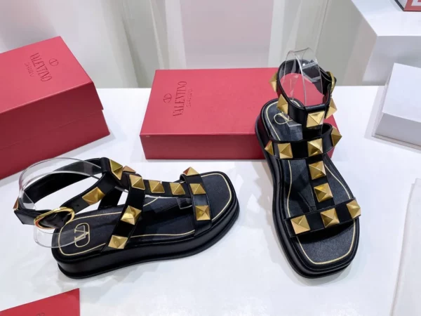 Valentino shoes - rep shoes