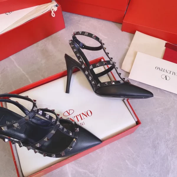 Valentino shoes - rep shoes