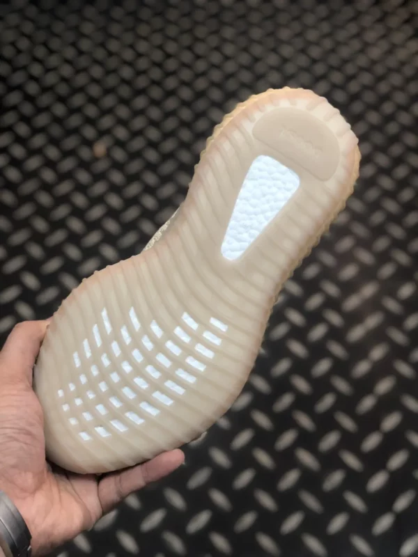 Yeezy shoes - Replica shoes