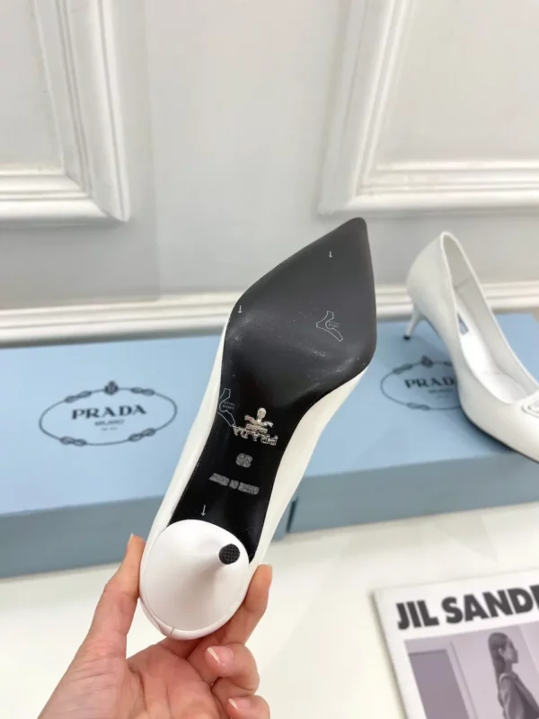 Prada shoes - Replica shoes