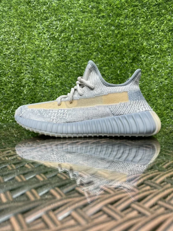 Yeezy shoes - Replica shoes