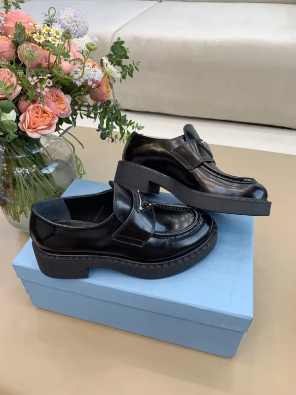 Prada shoes - Replica shoes