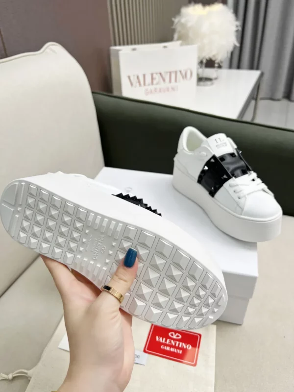 Valentino shoes - Replica shoes