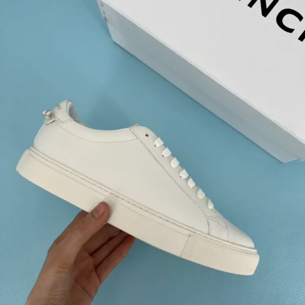 Givenchy shoes - rep shoes