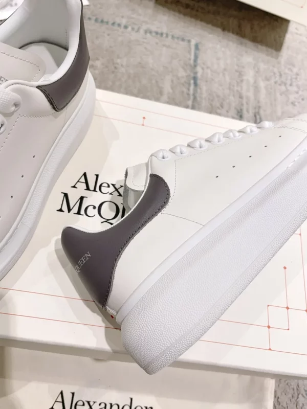 Alexander MCQueen shoes - rep shoes