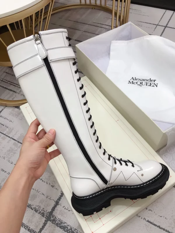 Alexander MCQueen shoes - Replica shoes