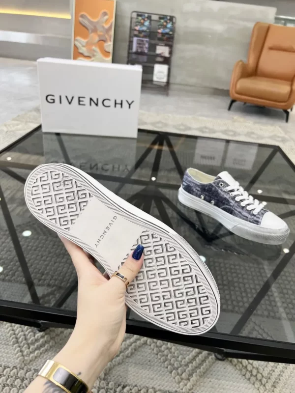 Givenchy shoes - rep shoes