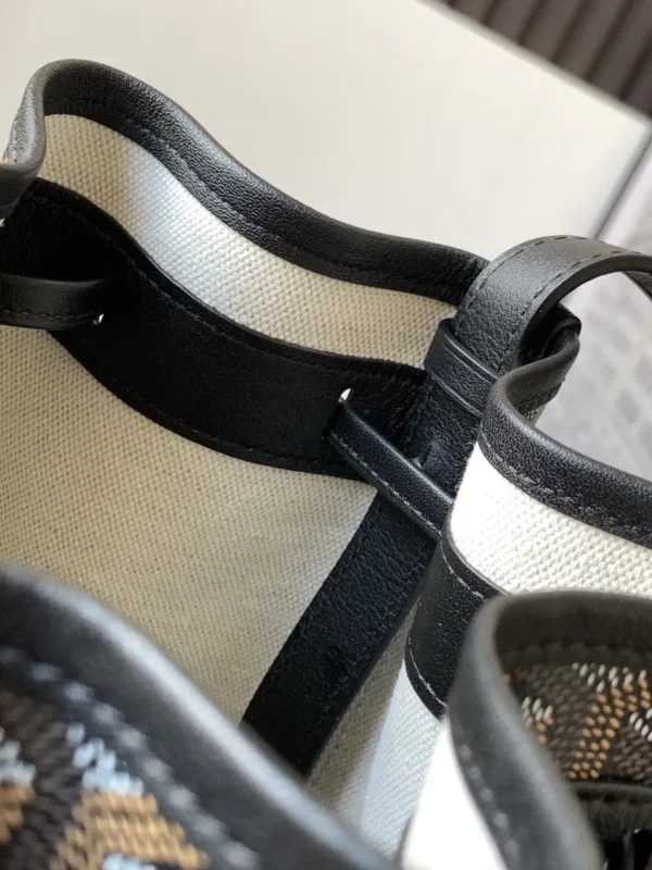 Goyard bag - rep bags