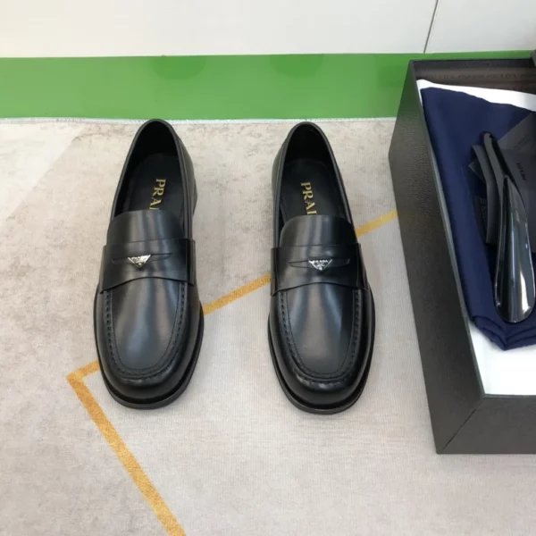 Prada shoes - Replica shoes