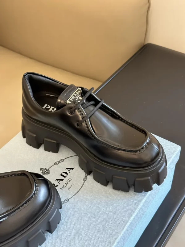 Prada shoes - Replica shoes