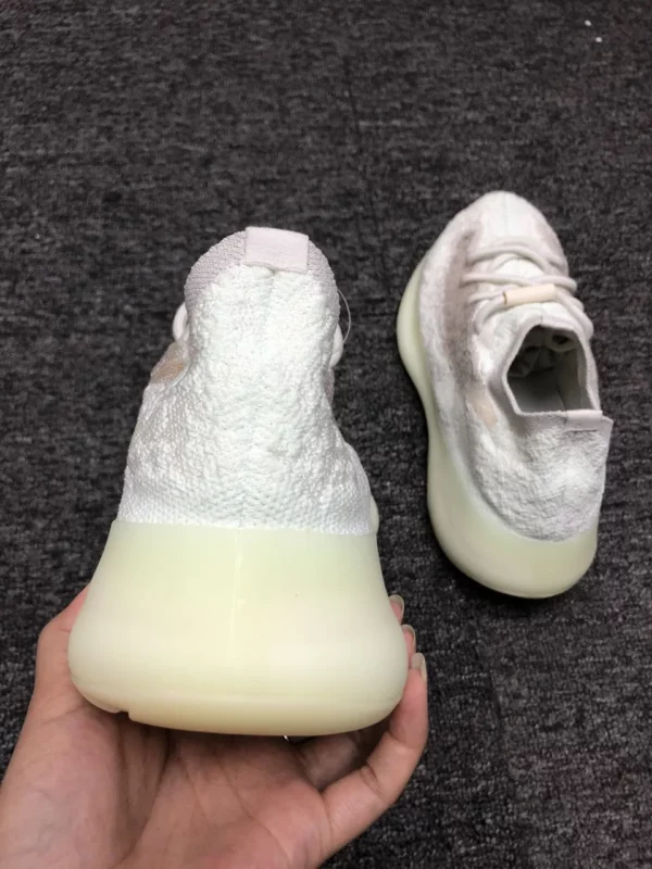 Yeezy shoes - rep shoes