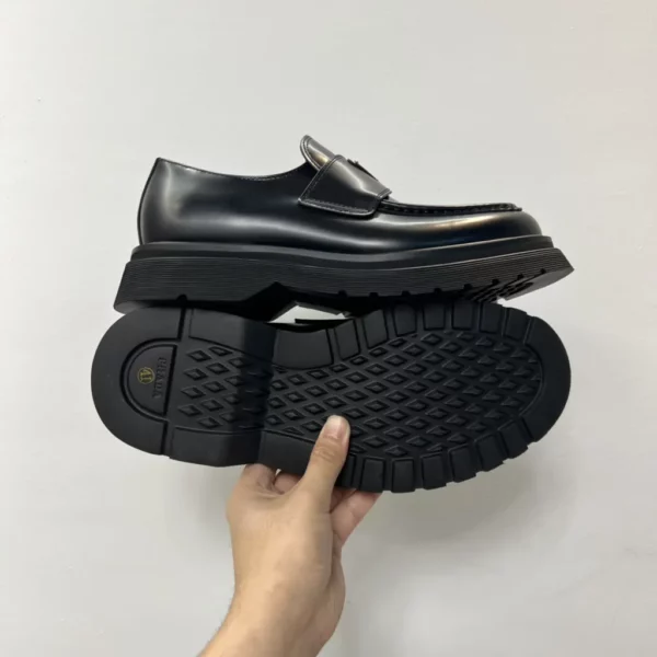 Prada shoes - Replica shoes