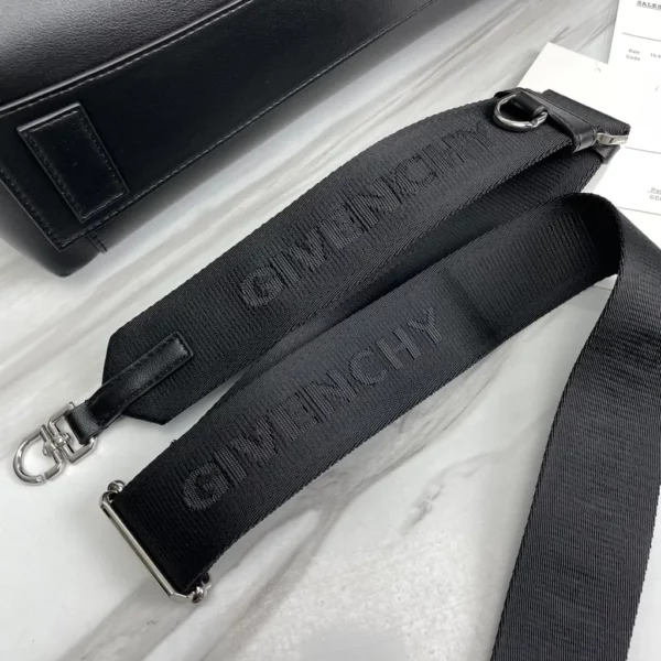 Givenchy bag - replica bags