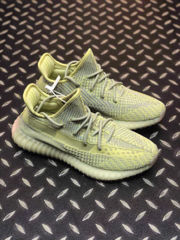 Yeezy shoes - Replica shoes