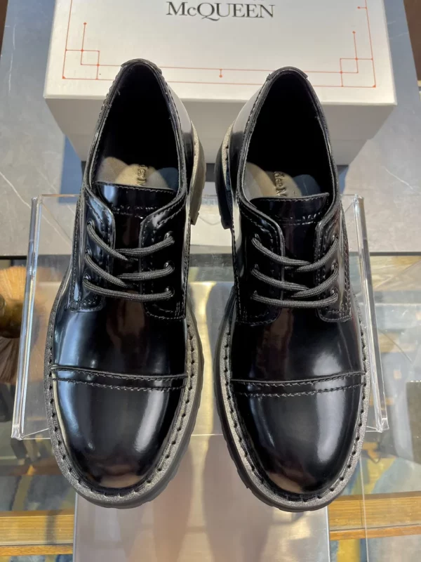 Alexander MCQueen shoes - Replica shoes