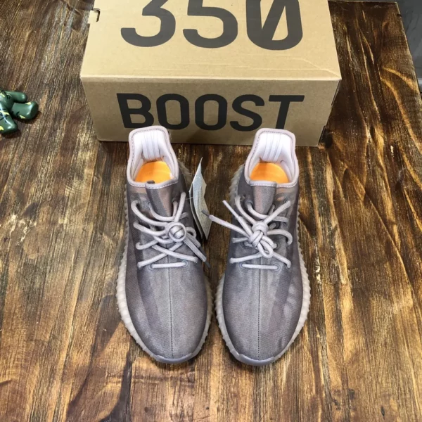 Yeezy shoes - rep shoes