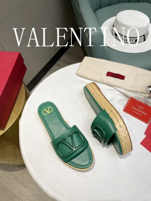 Valentino shoes - Replica shoes