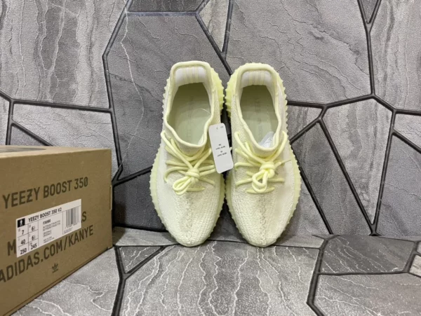 Yeezy shoes - Reps shoes