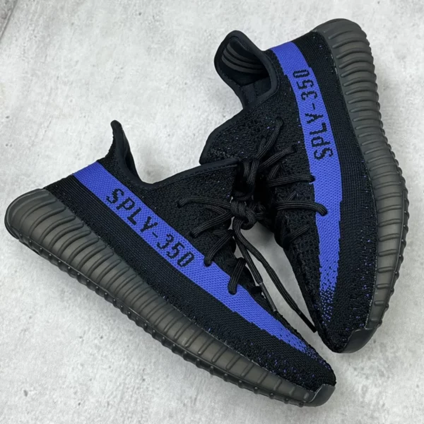 Yeezy shoes - rep shoes